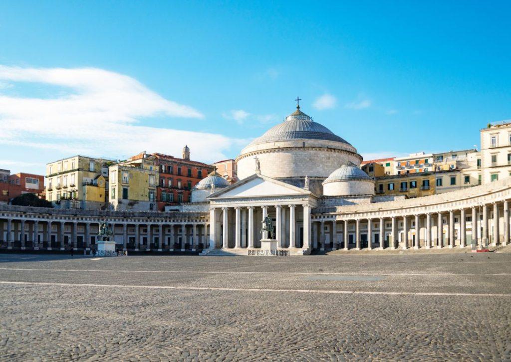 Le Chiese più Suggestive per Sposarsi a Napoli e Provincia